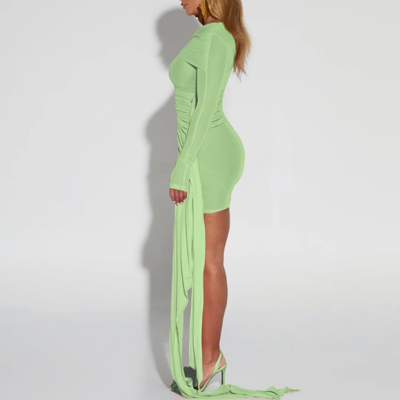 BBX Brand Verella Dress - Picture 2 of 3